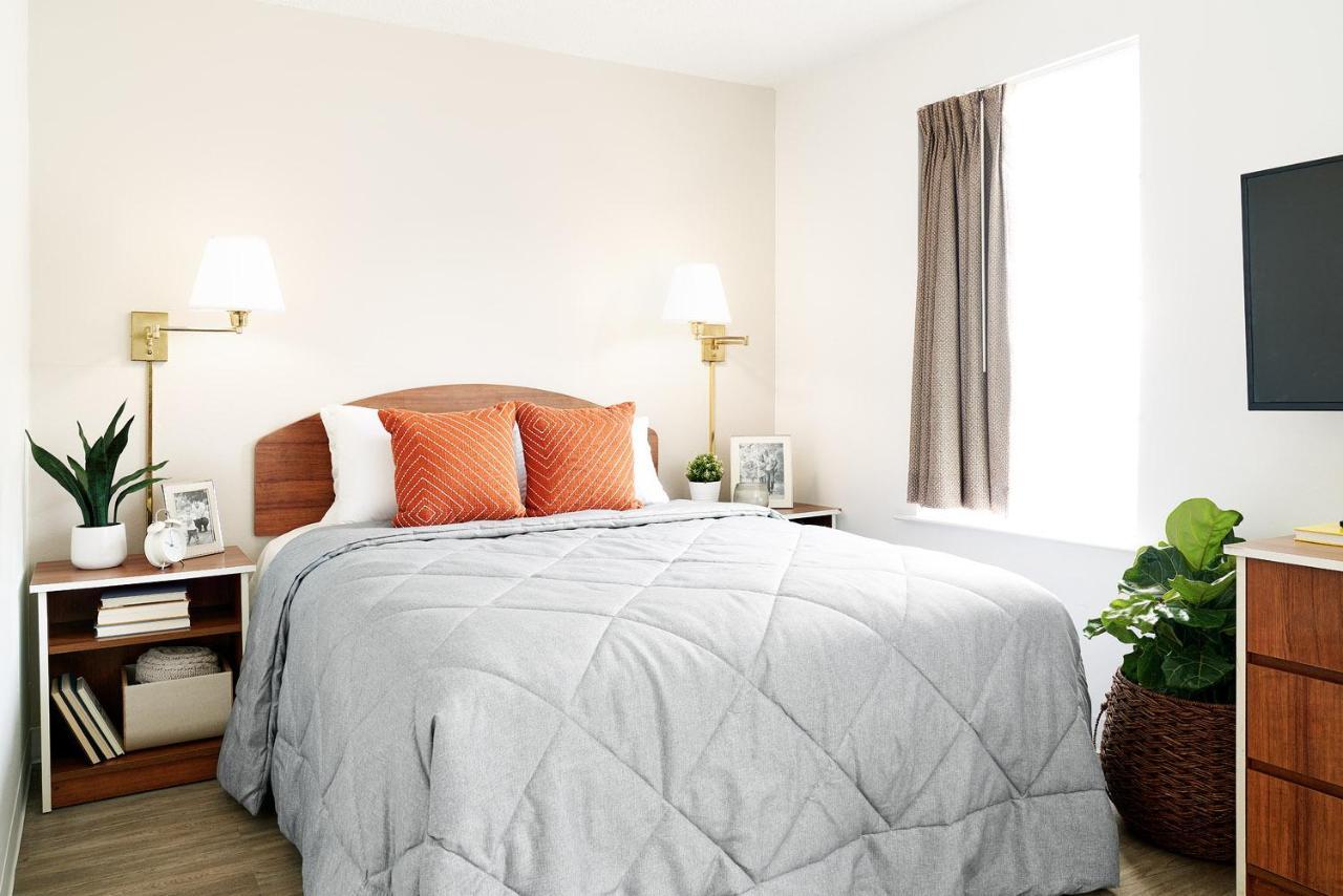 Intown Suites Extended Stay Indianapolis In -I70 Post Drive Esterno foto
